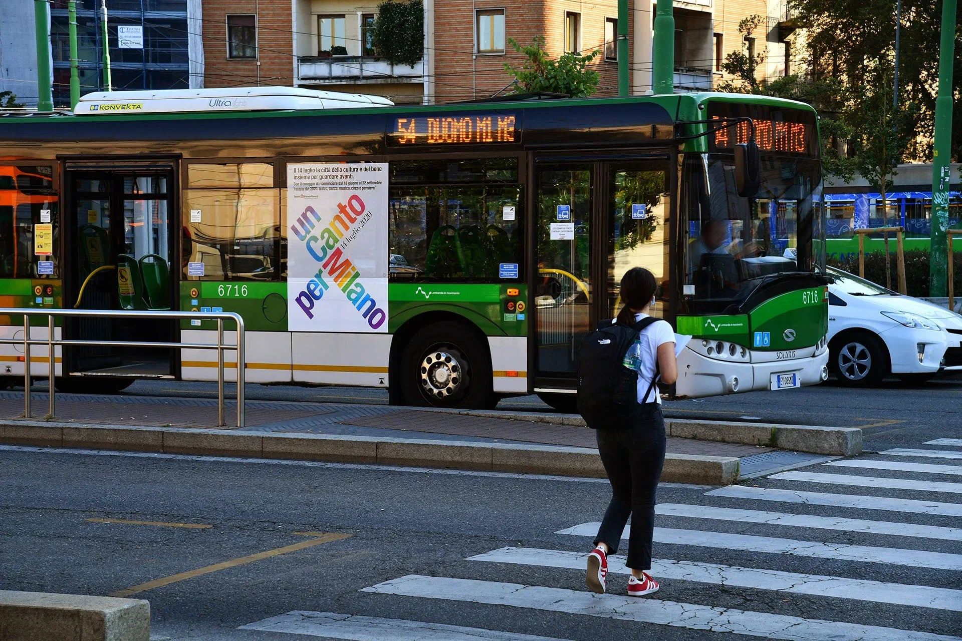 Milano Mupi Side