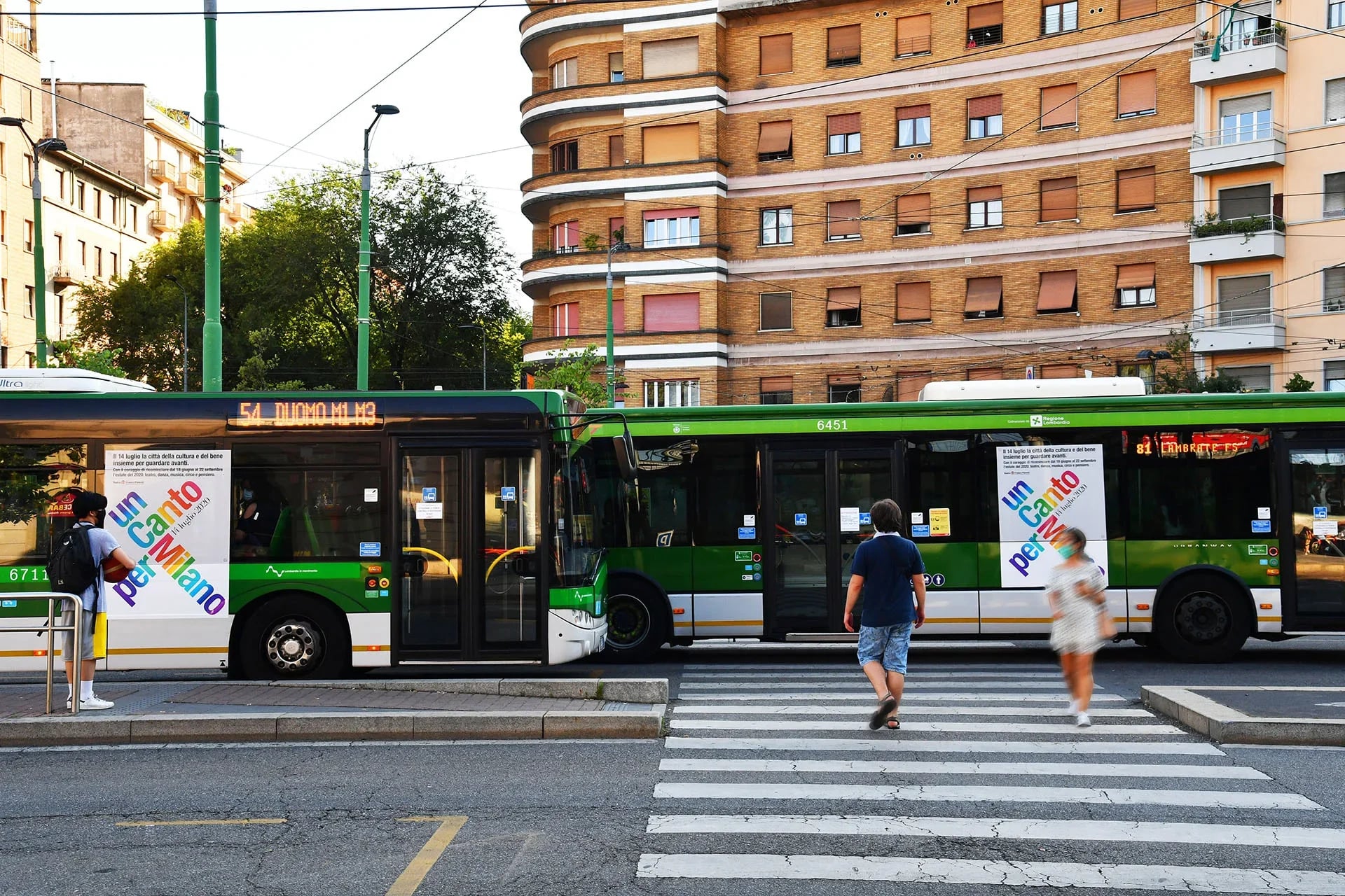 Milano Mupi Side