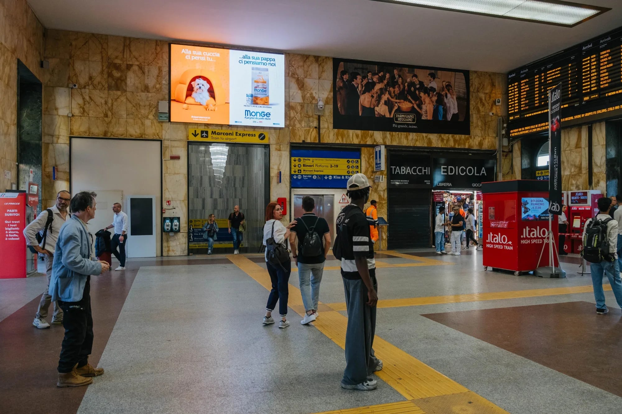Bologna Stazione Centrale Ledwall