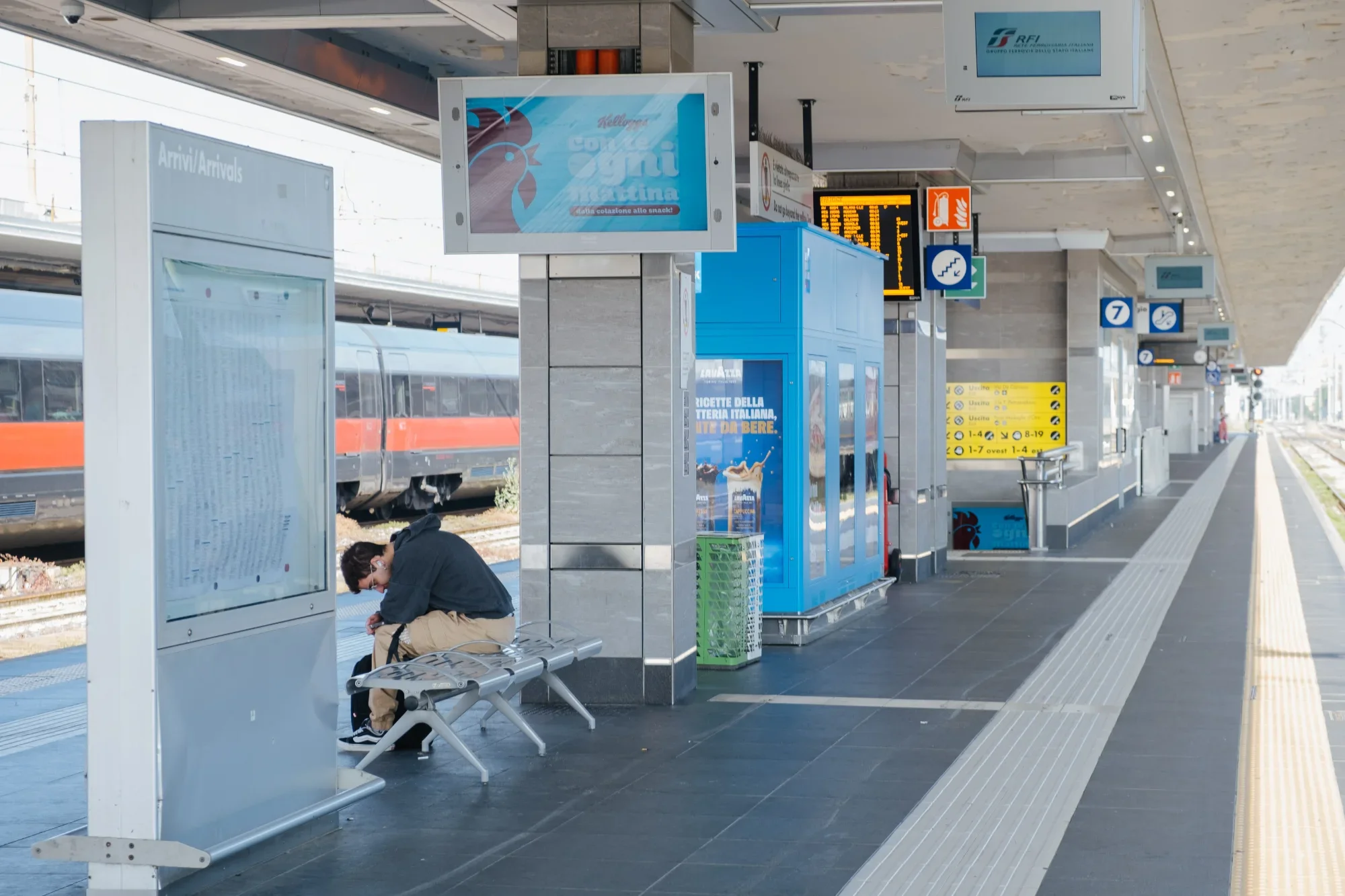 Bologna Stazione Centrale Ledwall