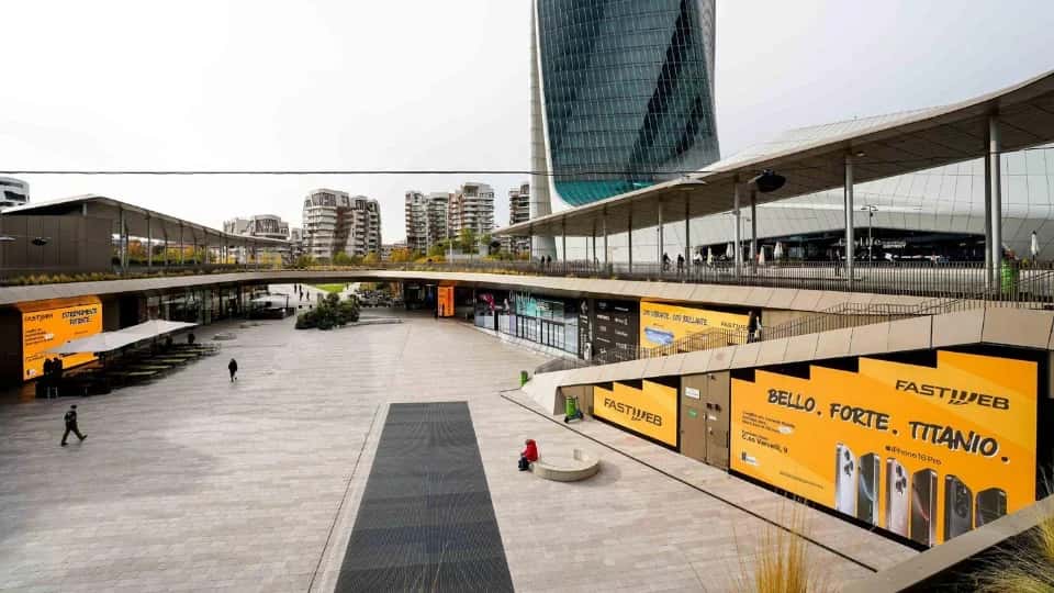 City Life Piazza 6 Febbraio