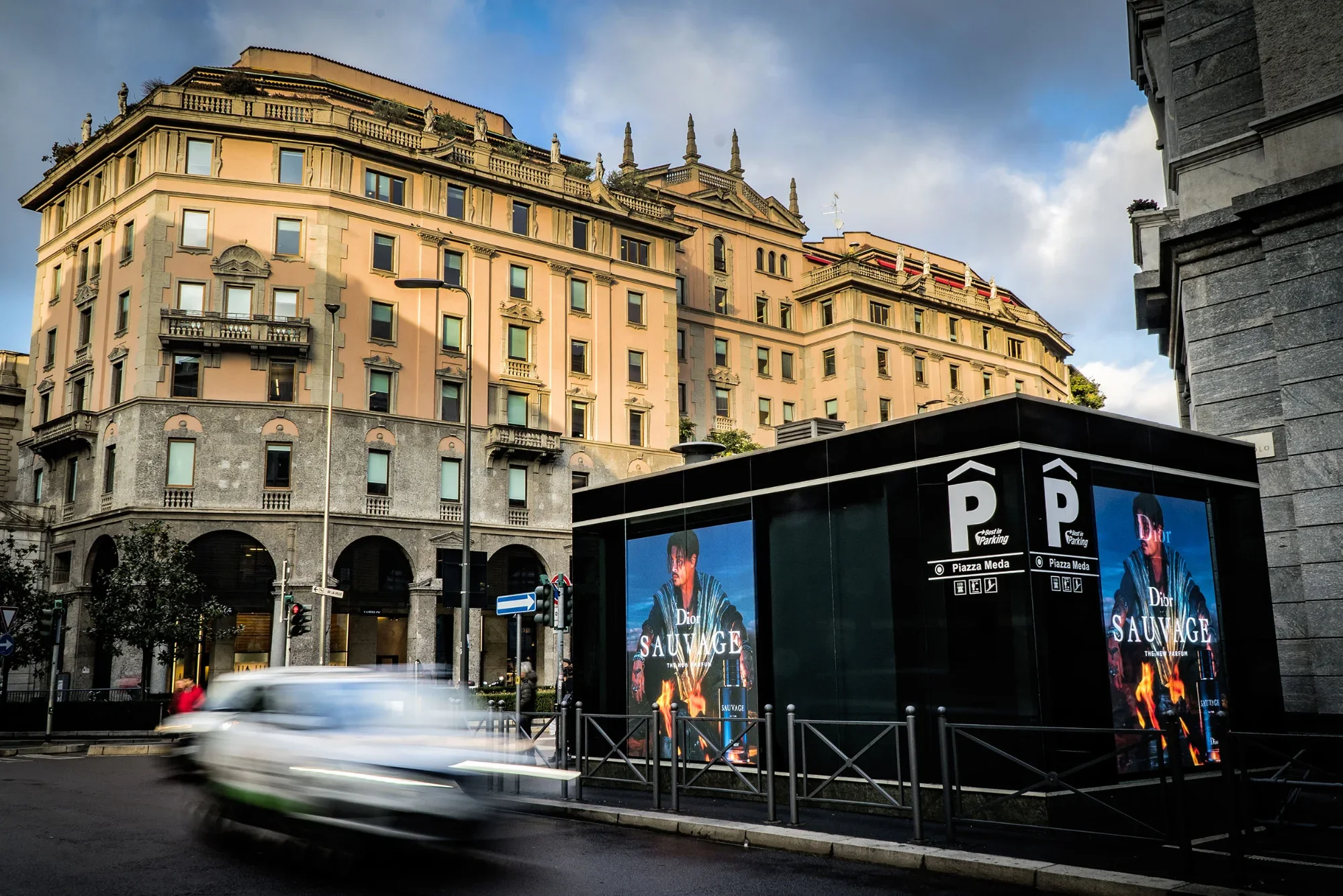 Milano Piazza Meda