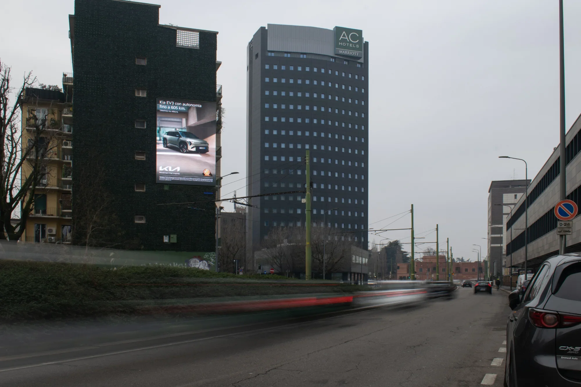 Milano Via Ferrari