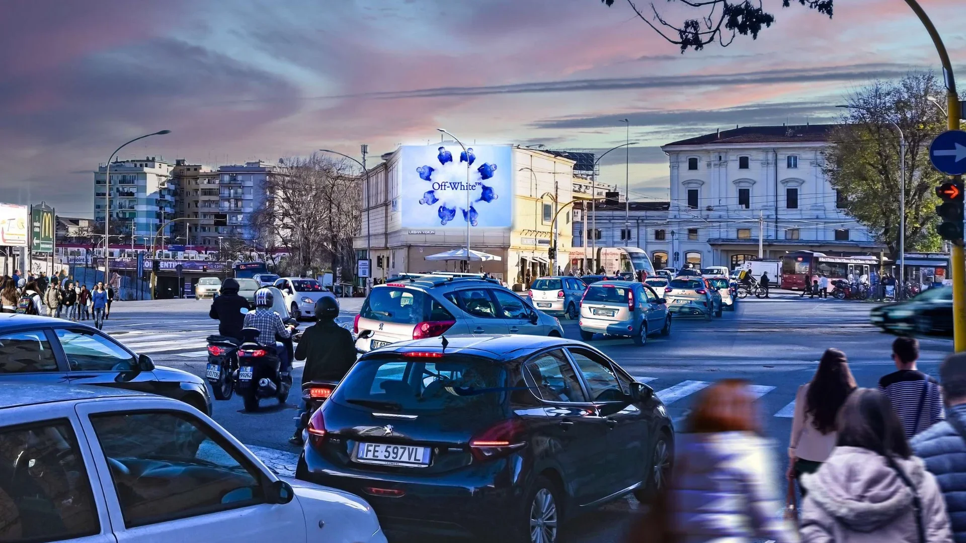 Maxi Led - Roma Trastevere / Viale Marconi