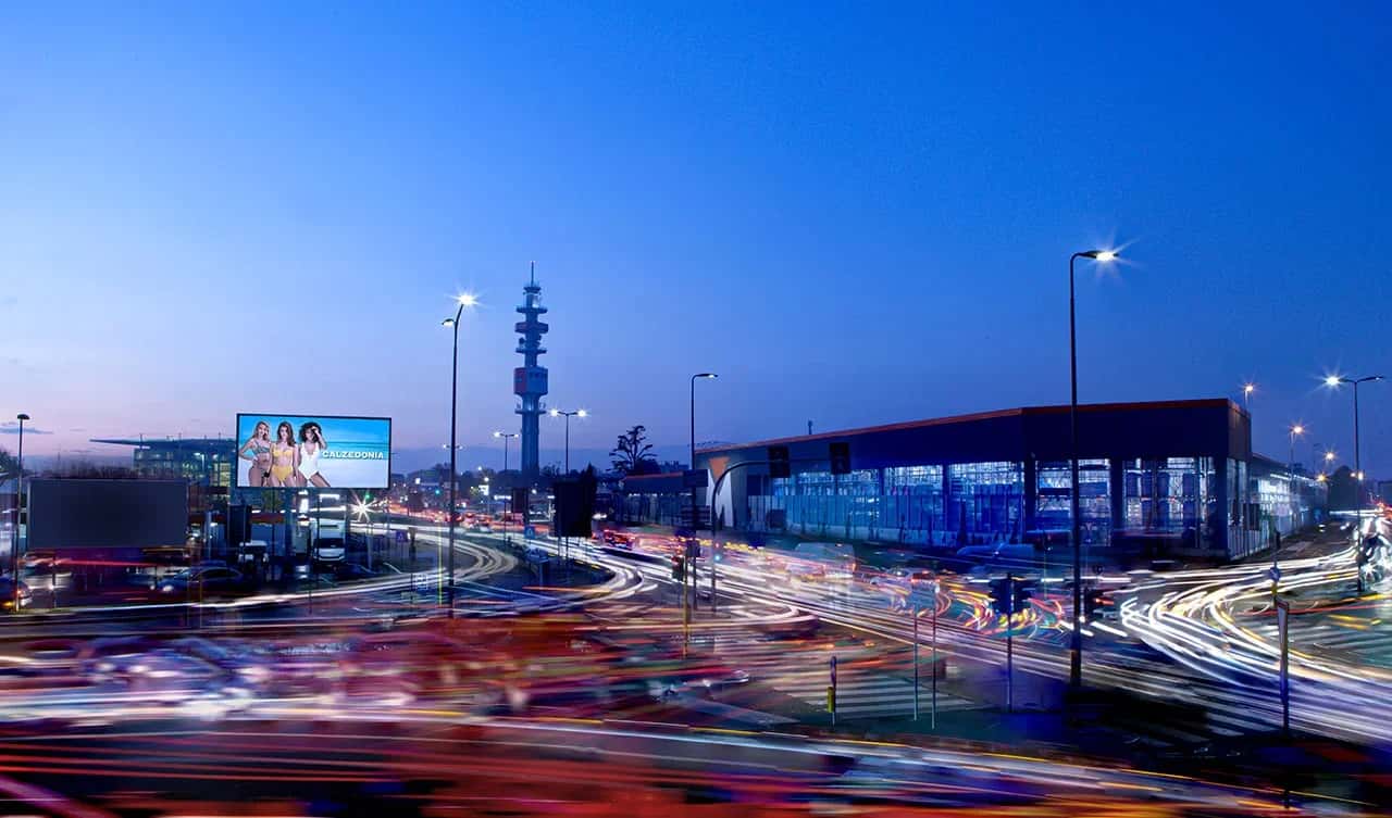 MedioFormato_Milano_8x4_ViaGallarate_2