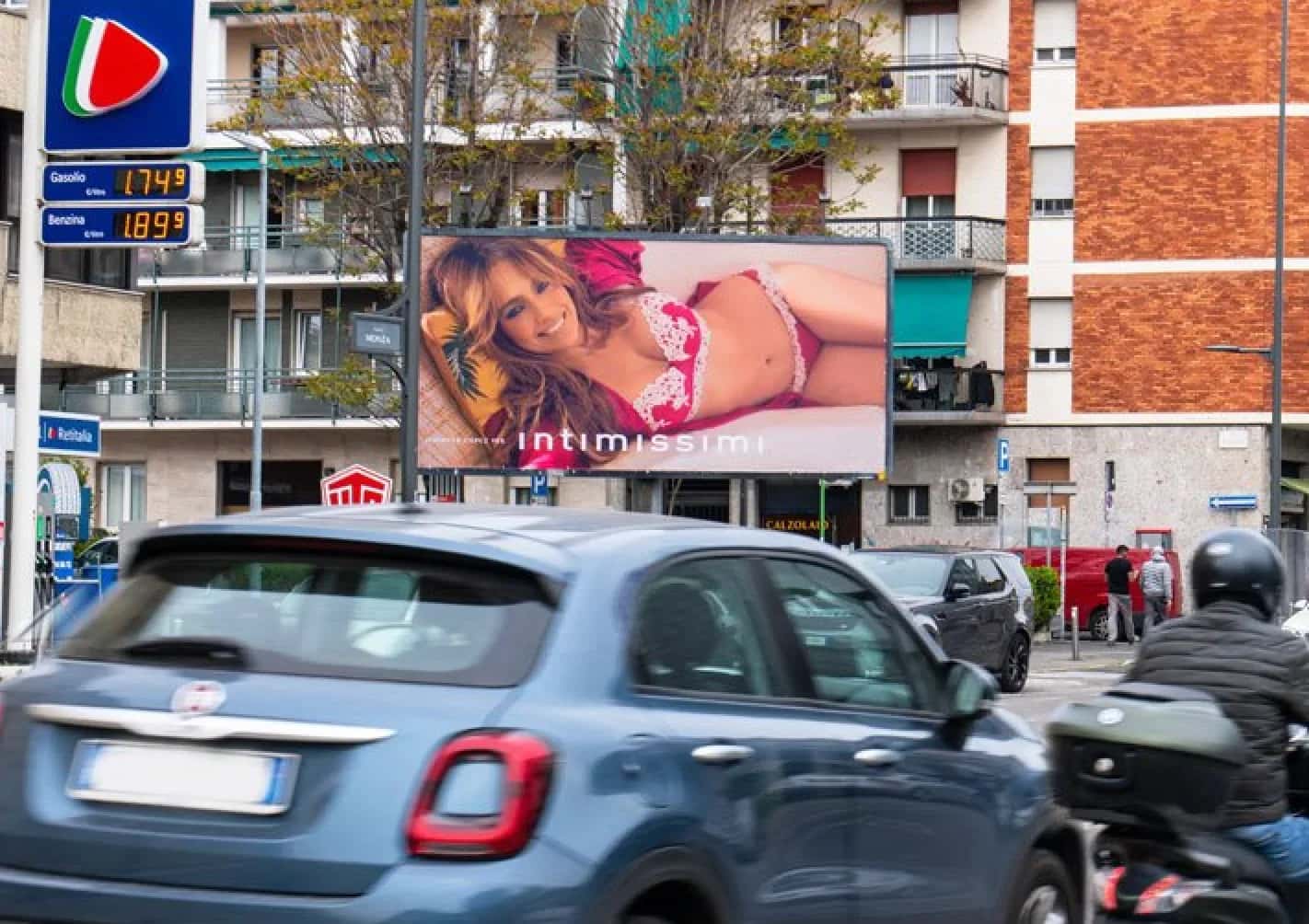 Milano_8x4-viale-Monza-305_Uscita-citta