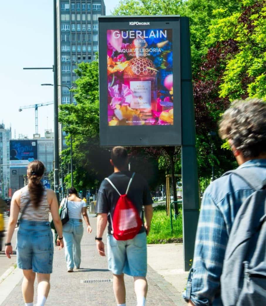milano digital flag