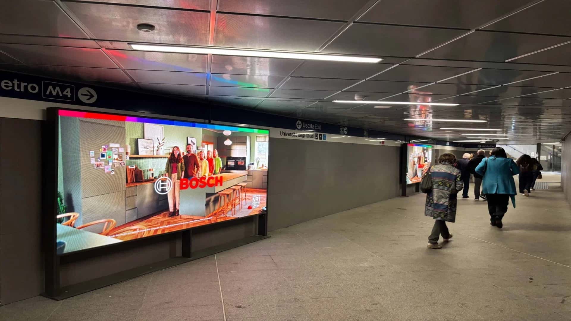 Milano - M4 - Ledwall Sforza-Policlinico