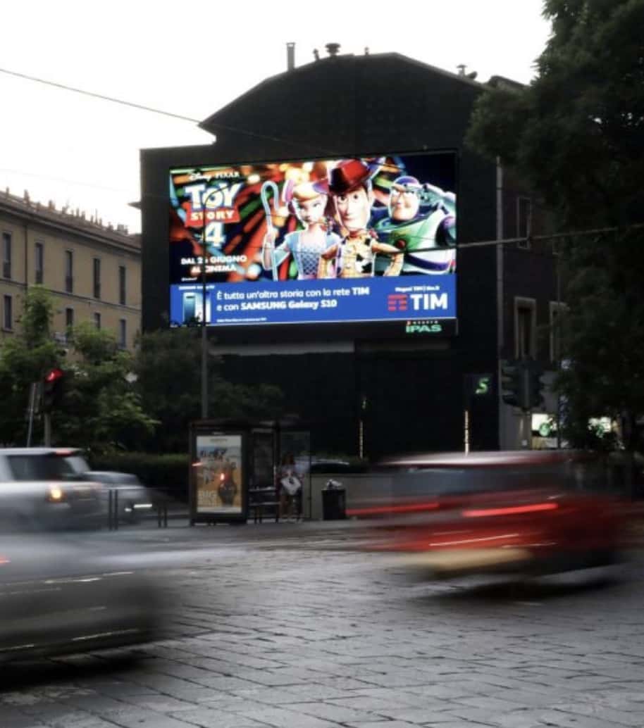 milano viale regina giovanna