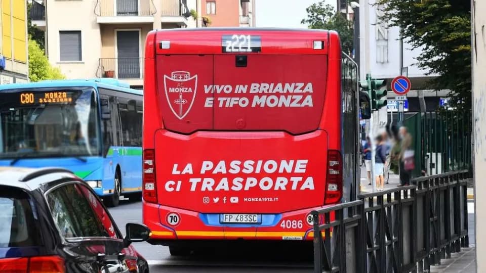 Monza Bus Full Wrap, Full Back, Mupi