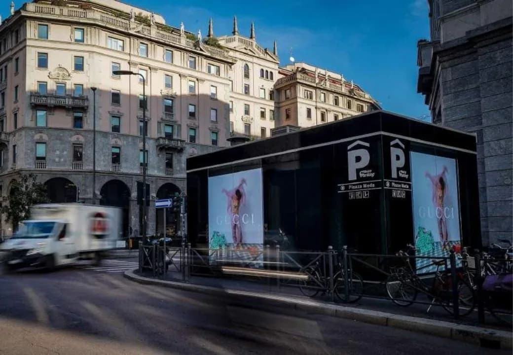 Milano Piazza Meda