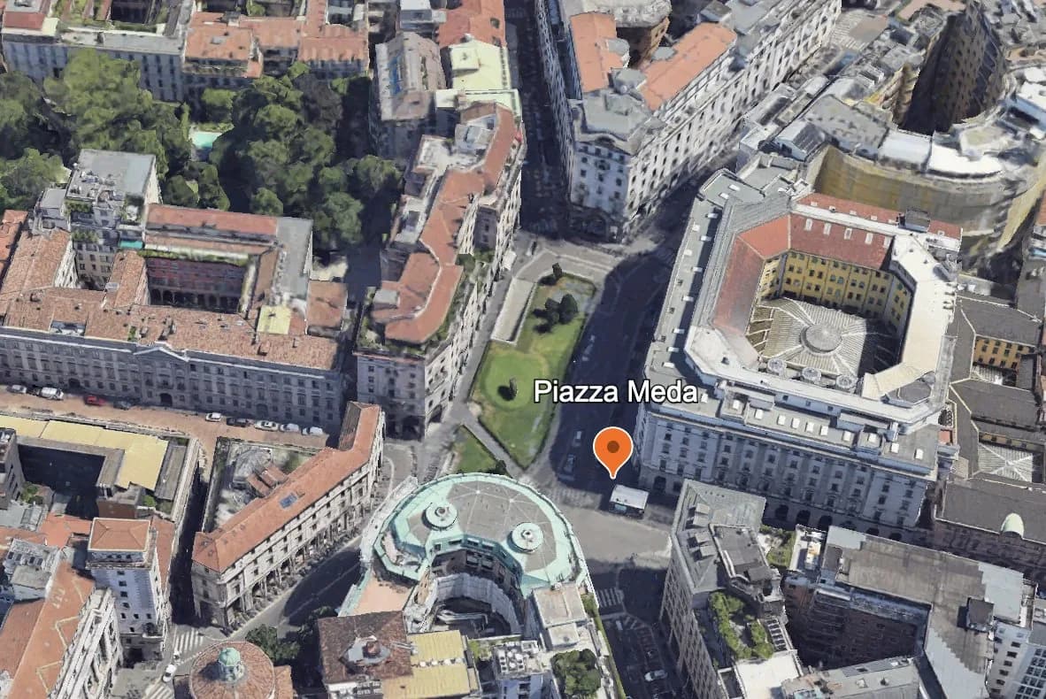 Milano Piazza Meda