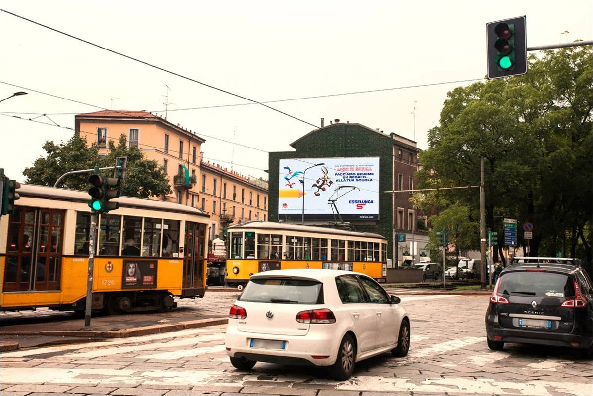 Milano Viale Regina Giovanna