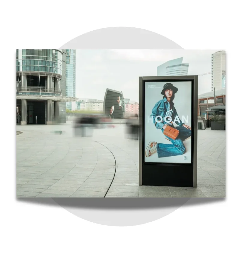 Totem Porta Nuova